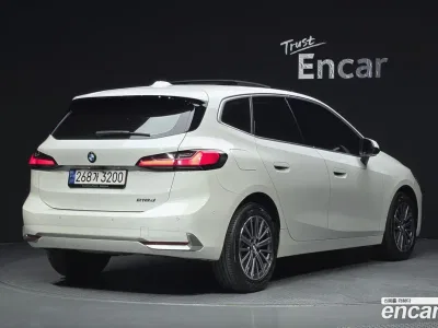2022 BMW 2-Series 218d Luxury, фото 1, лот 10039519