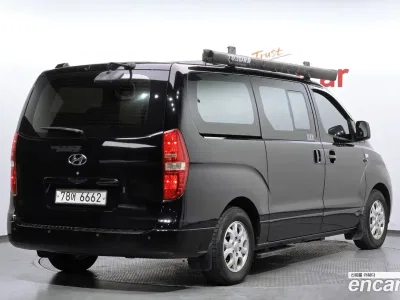 2013 Hyundai Starex 12-Seater Wagon, фото 1, лот 10193065