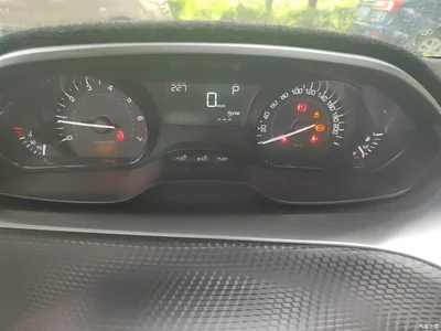 2018 Peugeot 2008, фото 4, лот 10245324