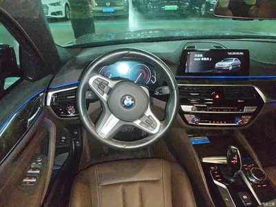 2019 BMW 5 Series 525Li M Sport Package, фото 3, лот 10899278