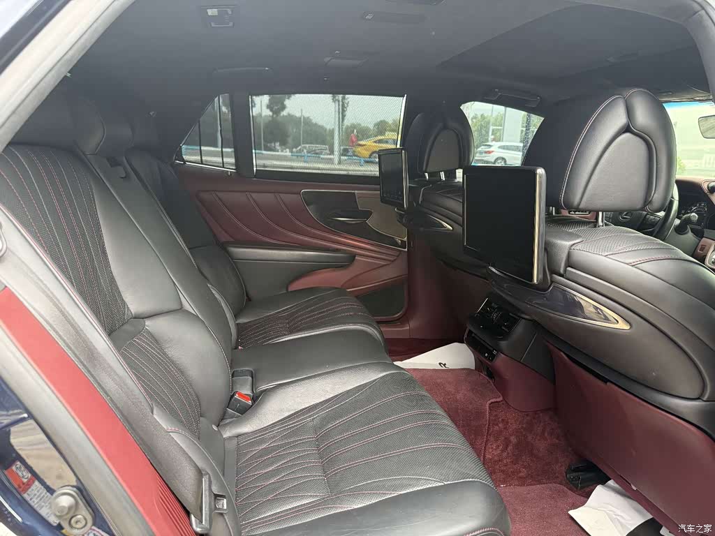2018 Lexus LS 500h Executive Edition China V, фото 4, лот 11200996