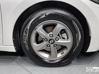 2016 Hyundai AVANTE 1.6 e-VGT SMART, фото 4, лот 10081378