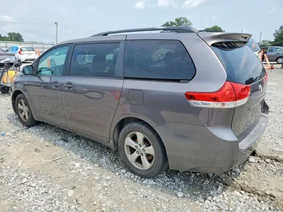 2011 TOYOTA SIENNA LE, фото 2, лот 10542305