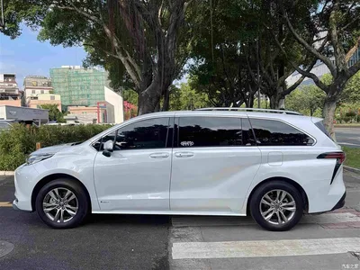 2023 Toyota Sienna 2.5L Hybrid Comfort Edition, фото 4, лот 10346688