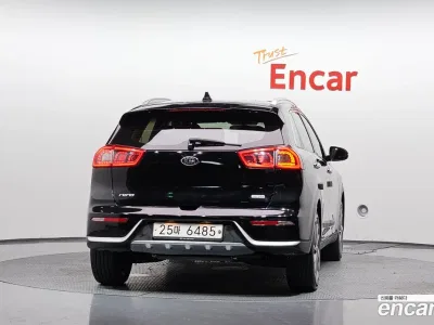 2017 Kia Niro Prestige, фото 4, лот 10201183