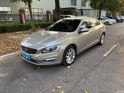 2017 Volvo S60 S60L T4 Momentum, фото 1, лот 11307779
