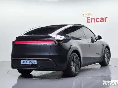 2025 Tesla Model Y RWD, фото 2, лот 11020349