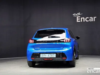 2022 Peugeot 208 Allure, фото 4, лот 10116909