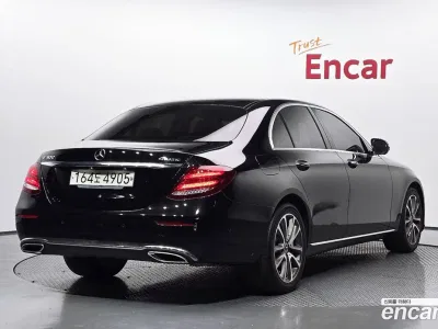 2019 Mercedes-Benz E-Class E300 4MATIC Avnatgarde, фото 1, лот 10052361