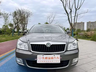 2012 Škoda Octavia 1.6L Manual Yijie Edition, фото 2, лот 10348944