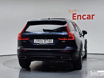 2021 Volvo V60 B5 Pro AWD, фото 4, лот 10129346