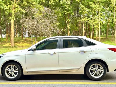 2019 Ford Escort Facelift 1.5L Automatic Joy Edition China V, фото 3, лот 11073604