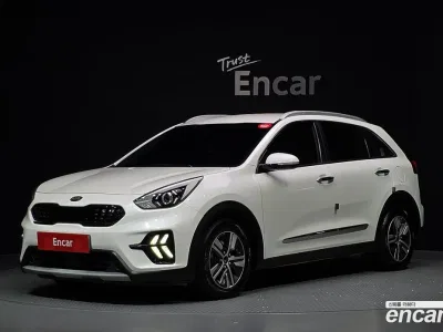 2021 Kia Niro 1.6 HEV, фото 1, лот 10774089