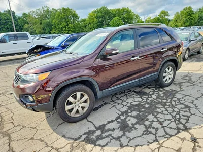 2013 KIA SORENTO LX, фото 1, лот 10780312