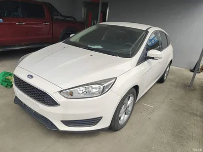 2018 Ford Focus Hatchback Classic 1.6L Automatic Comfort Smart Edition, фото 2, лот 11174745