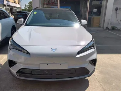 2026 ARCFOX Alpha T5 Model Extended Range 215 Premium Edition, фото 2, лот 10480857
