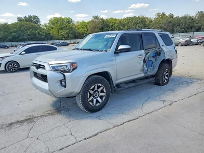 2021 TOYOTA 4RUNNER SR5, фото 1, лот 10500039