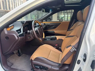 2020 Lexus ES Model 300h Executive Edition, фото 4, лот 10382355