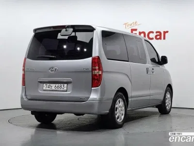 2013 Hyundai Starex 12-Seater Wagon, фото 2, лот 10682601