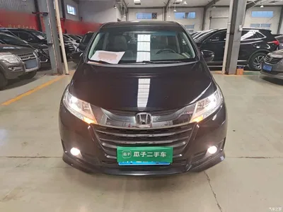 2015 Honda Odyssey Facelift 2.4L Luxury Edition, фото 3, лот 10438257