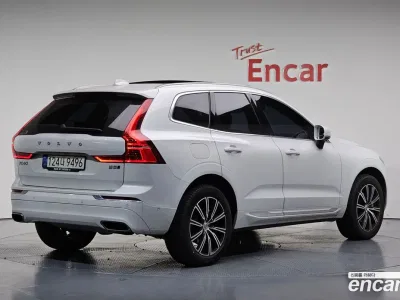 2021 Volvo XC60 B5 Inscription, фото 2, лот 10121663