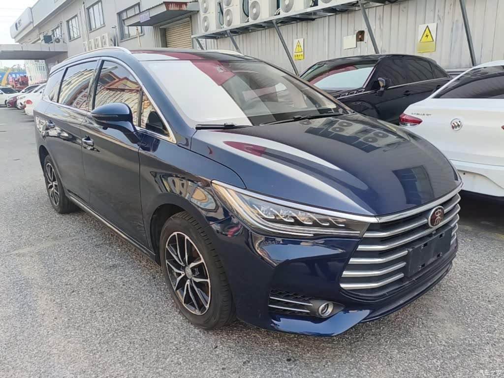 2018 BYD Song MAX 1.5T Auto Smart Connected Elite 6-Seater, фото 4, лот 11191594