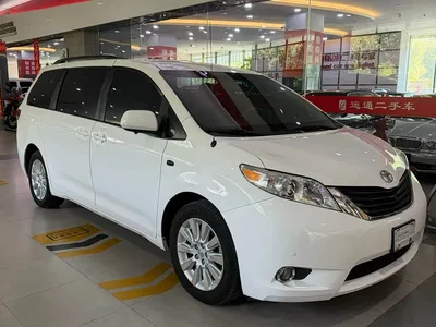 2013 Toyota Sienna 3.5L 4WD Automatic, фото 2, лот 10384871