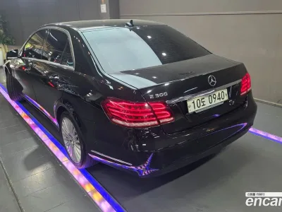 2016 Mercedes-Benz E-Class E300 Elegance, фото 4, лот 10054218