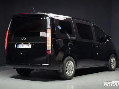 2023 Hyundai Staria Cargo 3-Seater, фото 2, лот 10214950