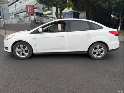 2015 Ford Focus Sedan 1.6L Automatic Comfort, фото 4, лот 10293242