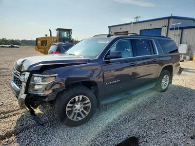 2015 CHEVROLET SUBURBAN K1500 LT, фото 1, лот 10712955