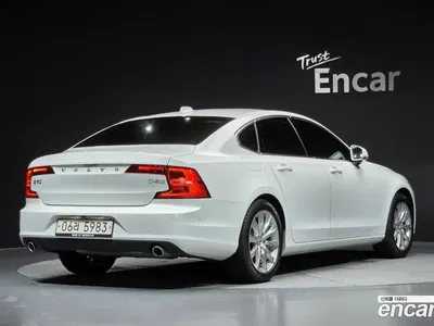 2018 Volvo S90 D4 Momentum, фото 2, лот 10114663
