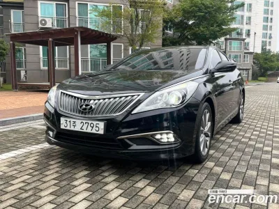 2015 Hyundai Grandeur HG240 Modern, фото 1, лот 10260075