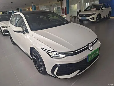 2025 Volkswagen Golf 300TSI R-Line, фото 4, лот 10384201