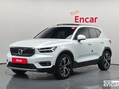 2021 Volvo XC40 B4 Inscription, фото 1, лот 10212284