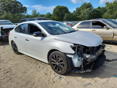 2017 NISSAN SENTRA SR, фото 4, лот 10751206