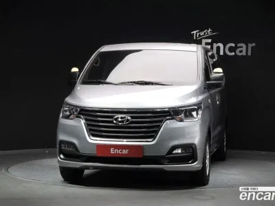 2021 Hyundai Starex Van 3-Seater, фото 3, лот 10763626