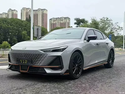 2023 Changan UNI-V 1.5T Luxury Edition, фото 1, лот 10249160