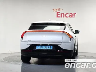 2022 Kia EV6 Standard, фото 4, лот 10032221
