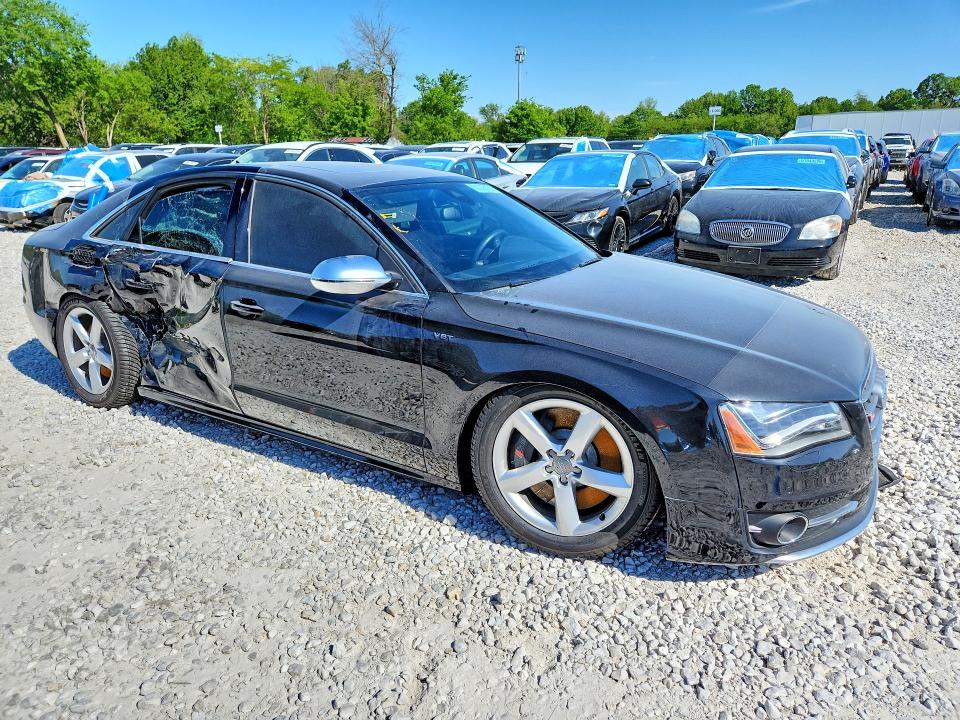 2014 AUDI S8, фото 4, лот 10971380