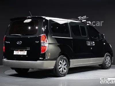 2017 Hyundai Starex 12-Seater Wagon, фото 1, лот 10215329