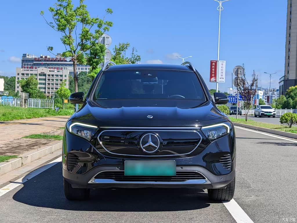 2022 Mercedes-Benz EQB 260, фото 2, лот 11191658