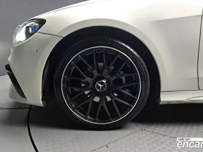 2011 Mercedes-Benz E-Class E200 CGI, фото 4, лот 10051958