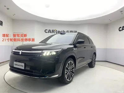 2024 AITO Wenjie AITO M7 1.5T Smart Drive 4WD Ultra 5-seater, фото 1, лот 10401748