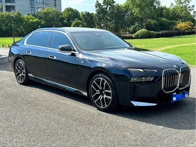 2023 BMW 7 Series Model 735Li M Sport Package, фото 2, лот 10679933