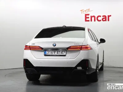 2026 BMW 5-Series 530i xDrive M Sport, фото 3, лот 10192623