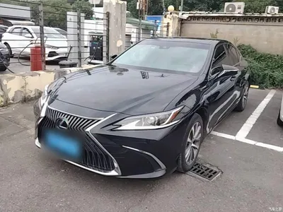 2020 Lexus ES Model 300h Excellence Edition, фото 2, лот 10816597