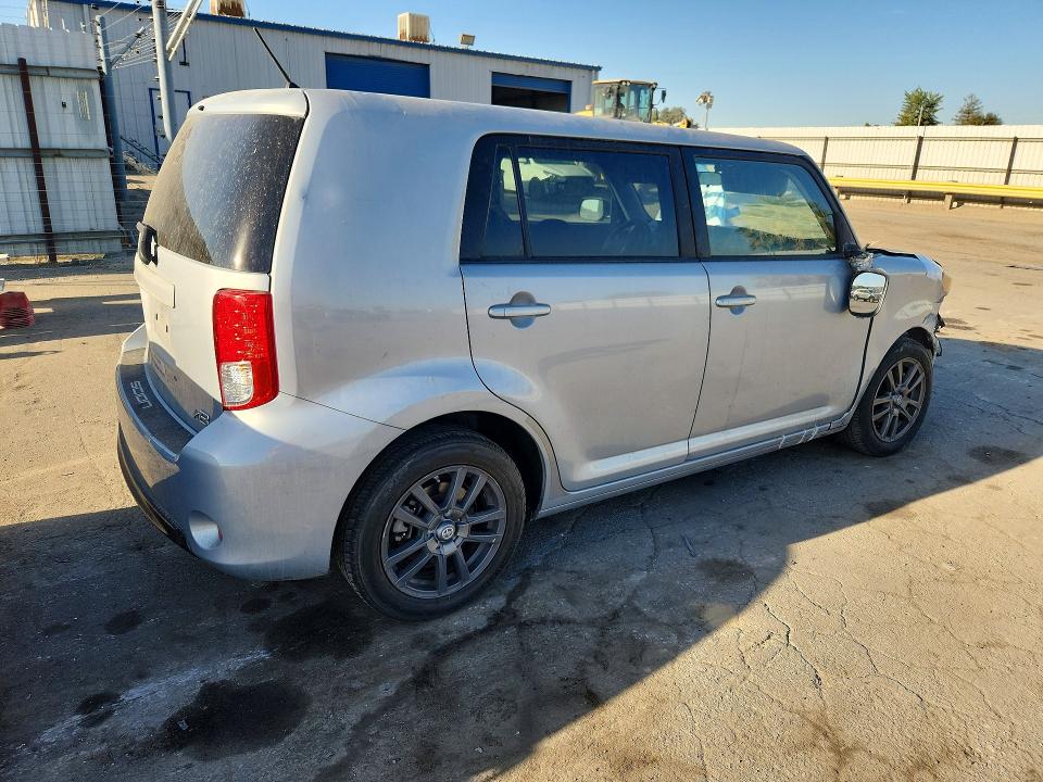2013 SCION XB 10 SERIES, фото 3, лот 10880855