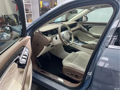2021 Voyah Auto VOYAH FREE AWD Standard Extended Range Edition, фото 4, лот 11097363