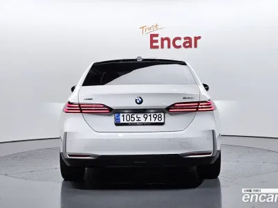 2024 BMW 5-Series 530i xDrive, фото 3, лот 10076165